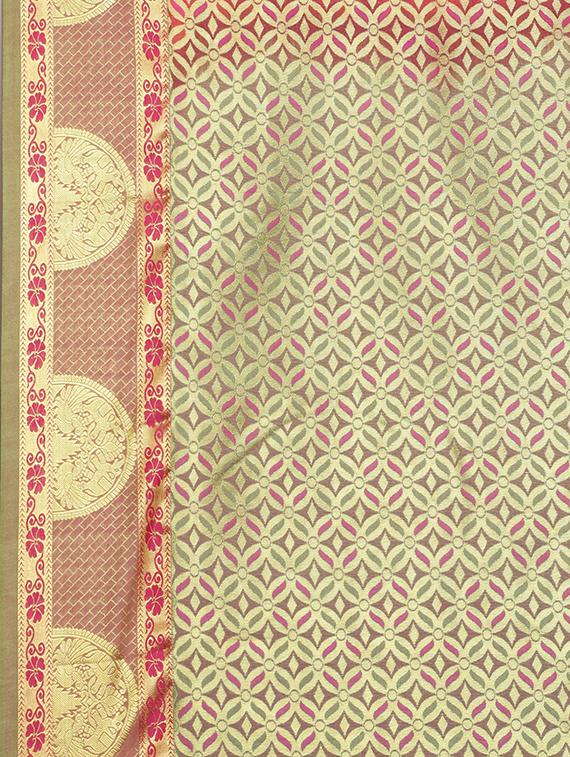 Gold Border zari weave Kanjivaram saree with blouse - 15782898 - Zoom Image - 5