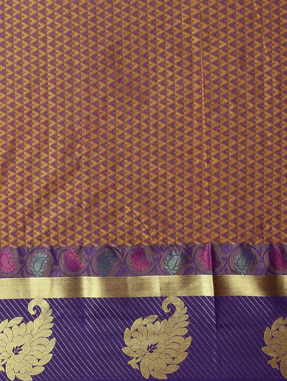 zari weave kanjivaram saree with blouse - 15782905 - Zoom Image - 5