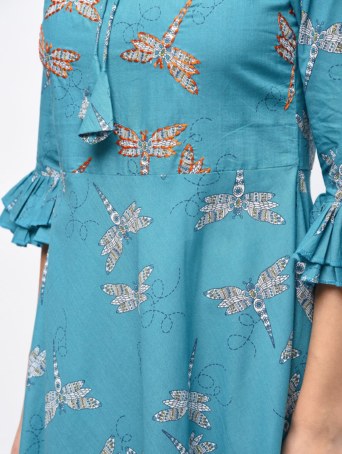 embroidered a-line kurta - 15792480 - Zoom Image - 5