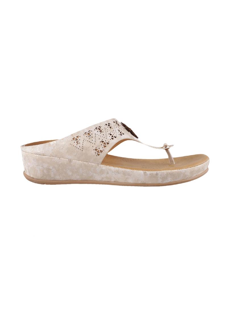 beige toe separator wedges - 15794313 - Zoom Image - 2