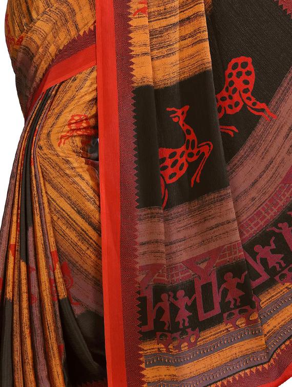conversational print on print saree with blouse - 15806031 - Zoom Image - 2