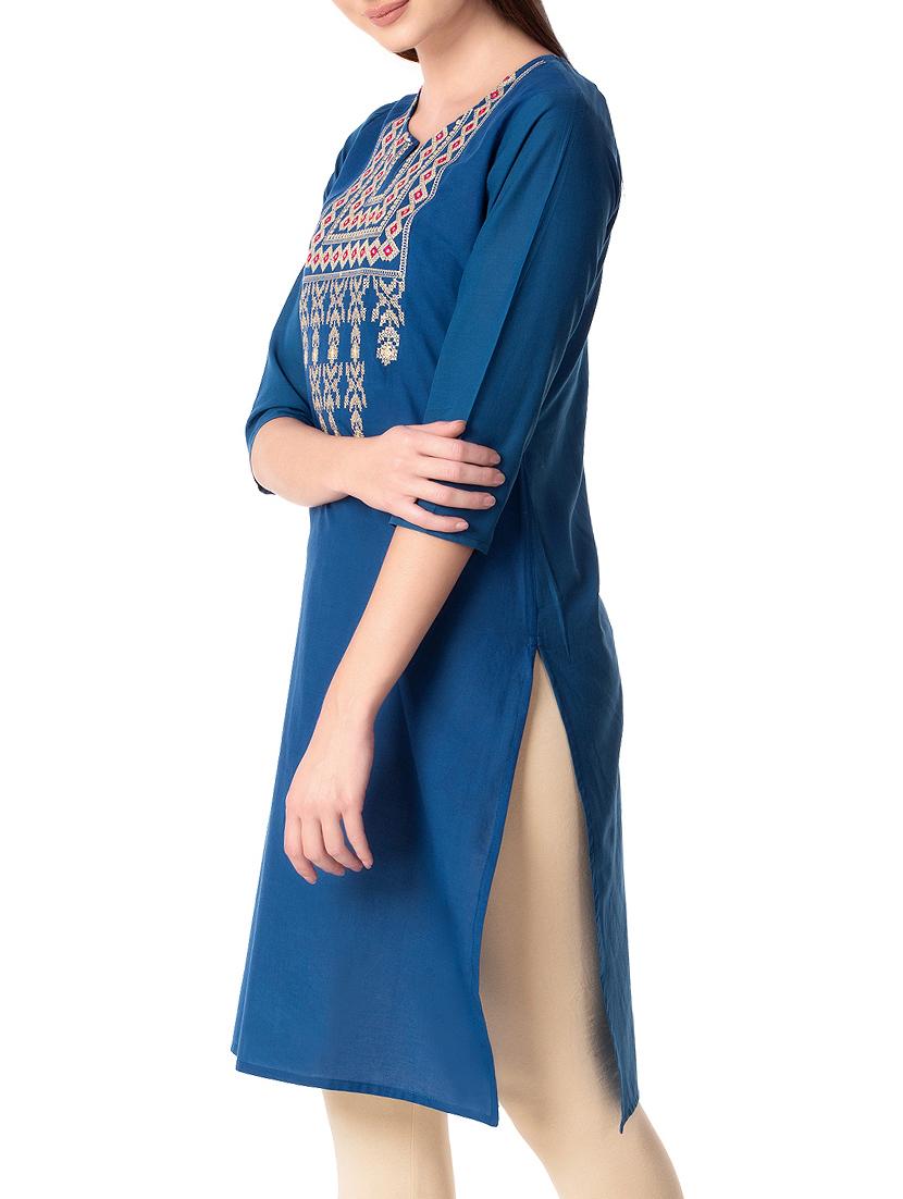 embroidered straight kurta - 15806172 - Zoom Image - 2