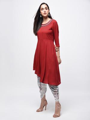 Embroidered high-low kurta with salwar set - 15817022 - Standard Image - 2