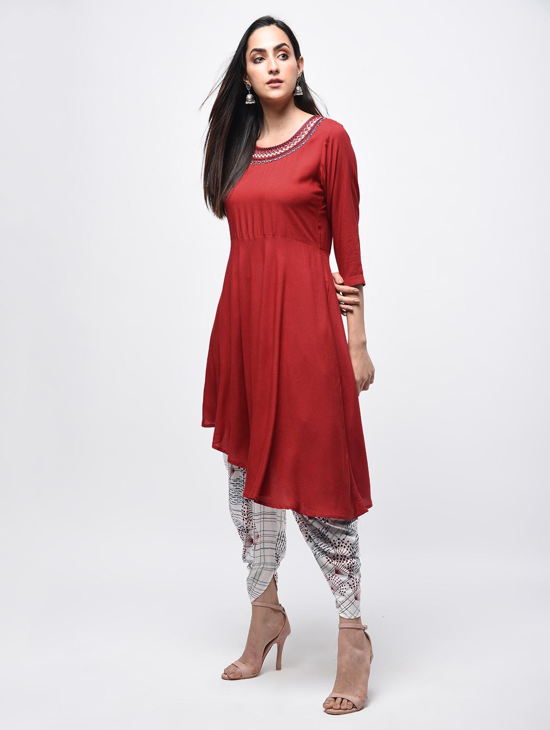 Embroidered high-low kurta with salwar set - 15817022 - Zoom Image - 2