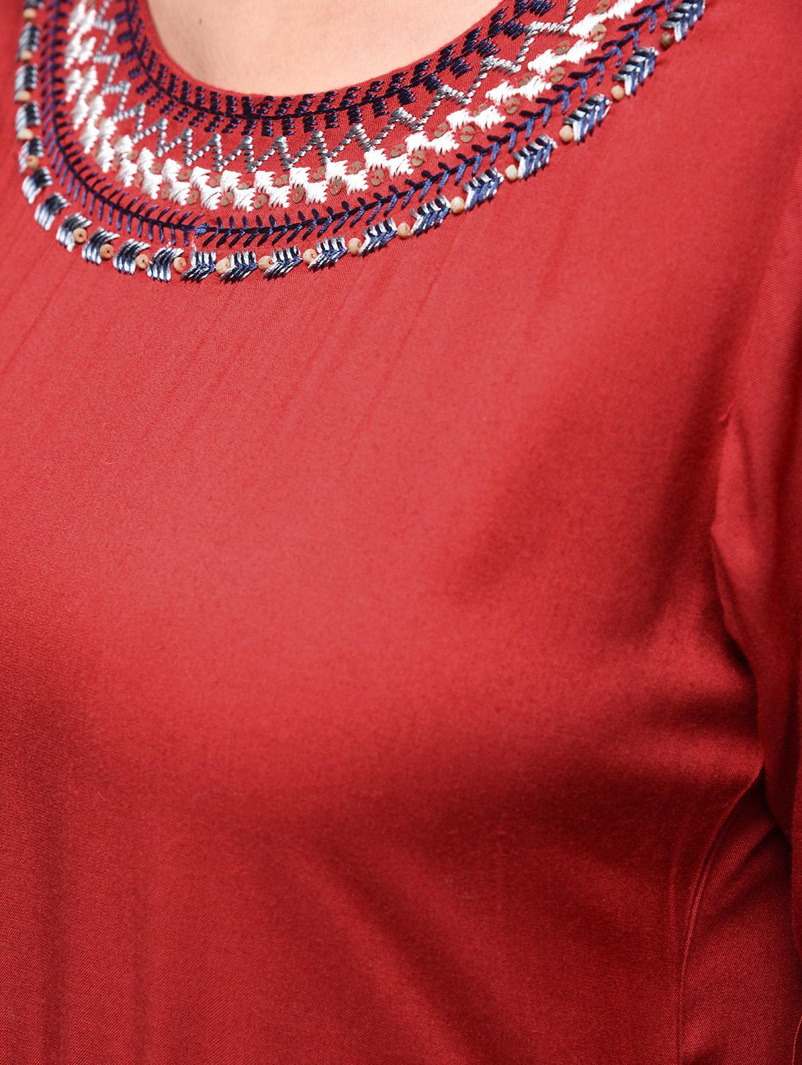 Embroidered high-low kurta with salwar set - 15817022 - Zoom Image - 5