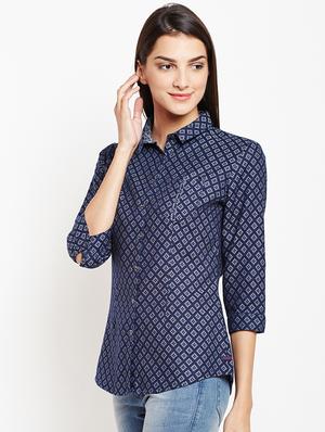 pocket patch curved hem shirt - 15821448 - Standard Image - 2