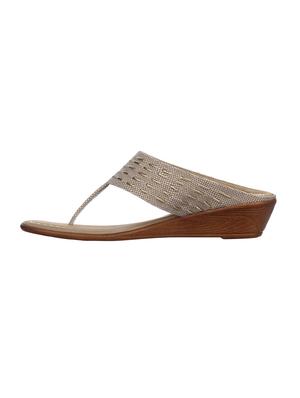 beige toe separator wedges - 15847357 - Standard Image - 2