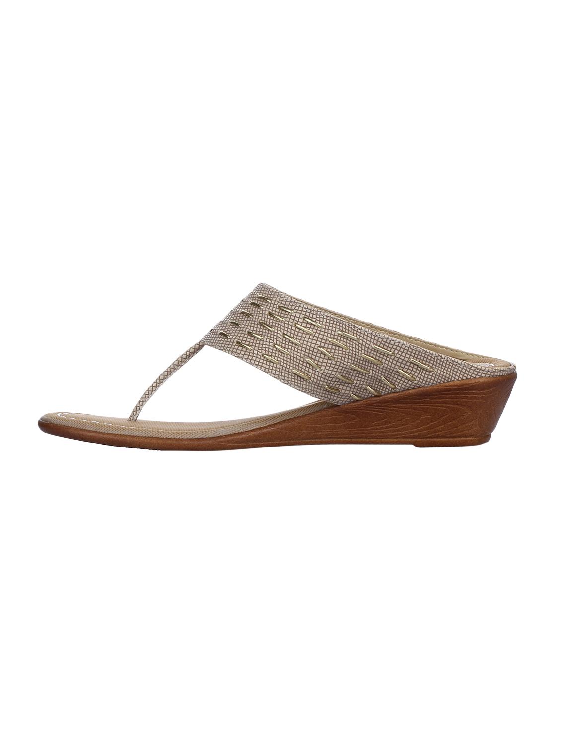beige toe separator wedges - 15847357 - Zoom Image - 2