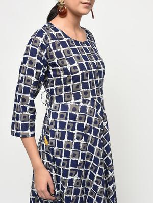 batik printed flared kurta - 15858544 - Standard Image - 5