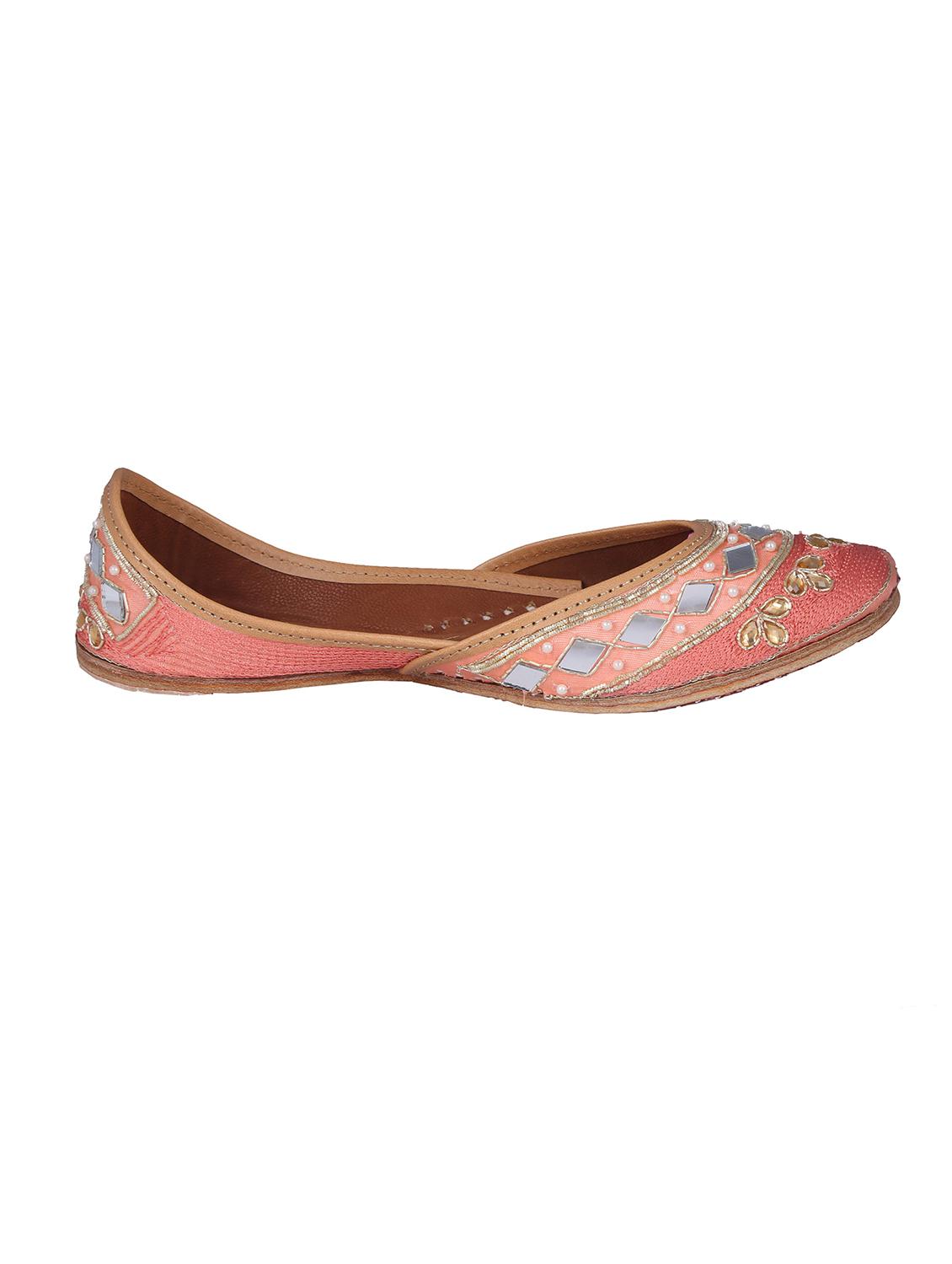 pink slip on jutis - 15861561 - Zoom Image - 2