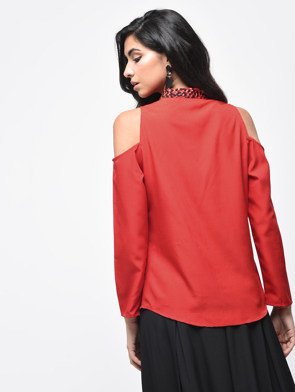 cold shoulder tie knot top - 15864349 - Zoom Image - 2