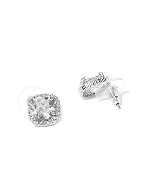 silver metal studs earring - 15865745 - Standard Image - 2