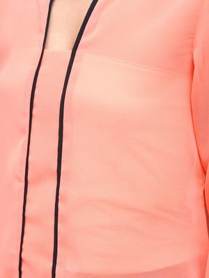cut out neck piping detail top - 15866249 - Standard Image - 5