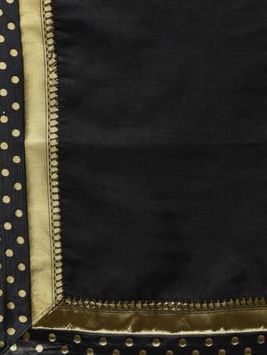 zari lace border black saree with blouse - 15870977 - Standard Image - 5
