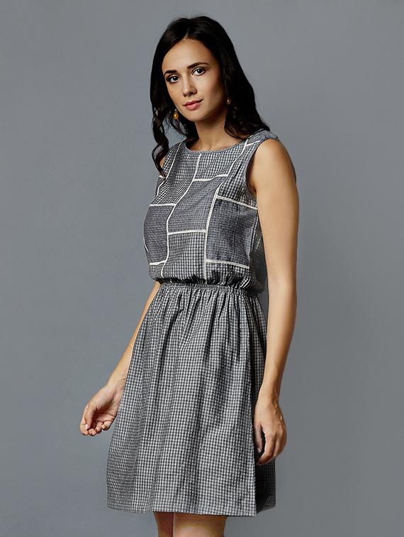 lace insert blouson dress - 15873058 - Zoom Image - 2