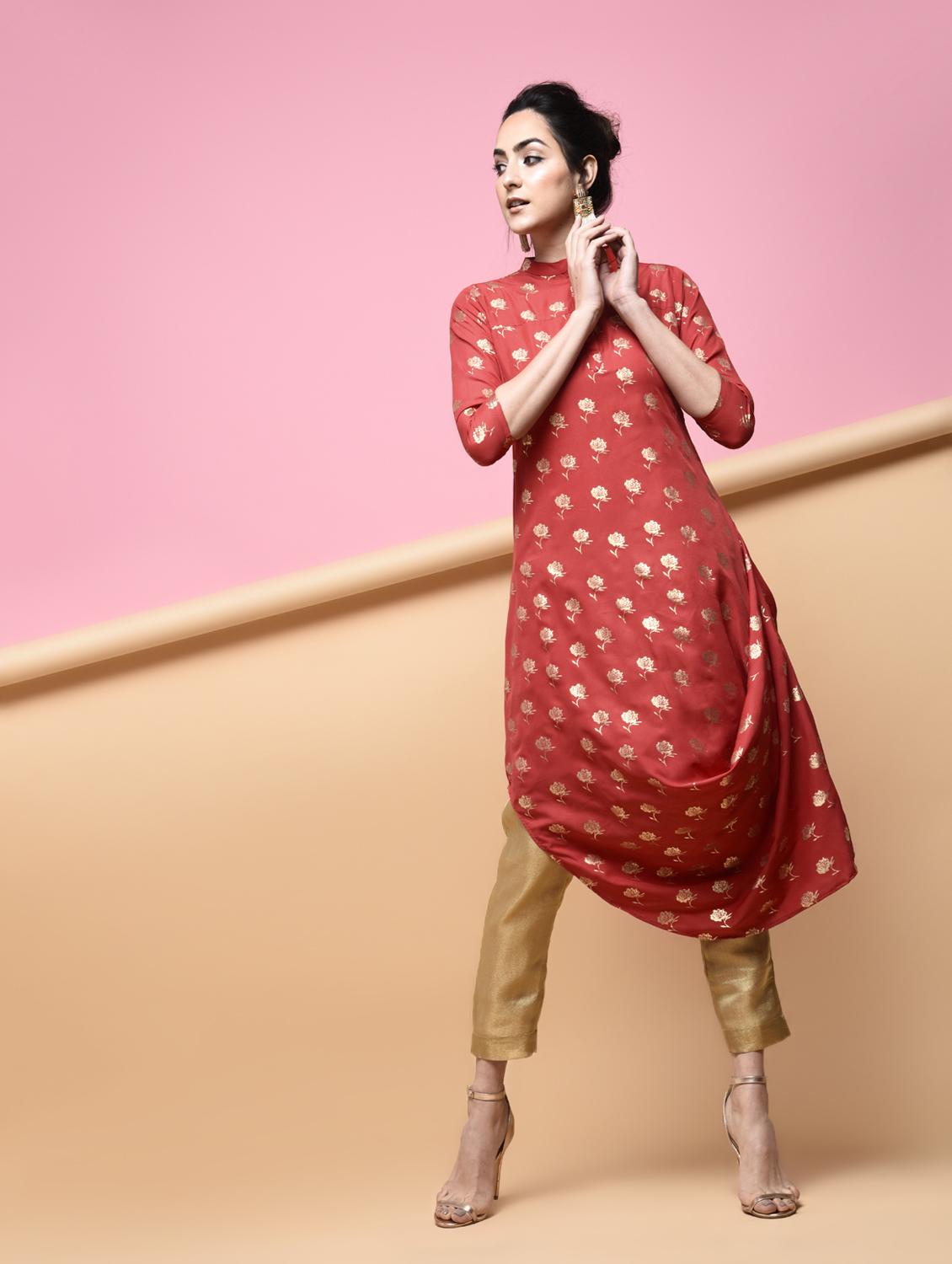 Foil print cowl kurta - 15875991 - Zoom Image - 2