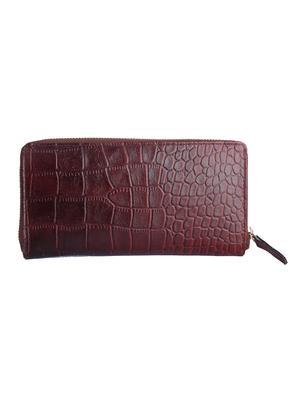 brown leather wallet - 15896811 - Standard Image - 2