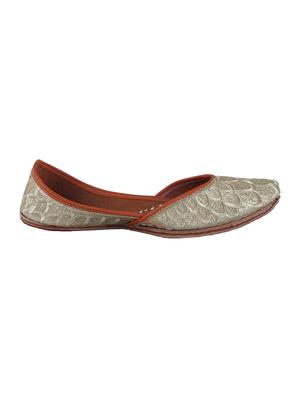 gold slip on jutis - 15897267 - Standard Image - 2
