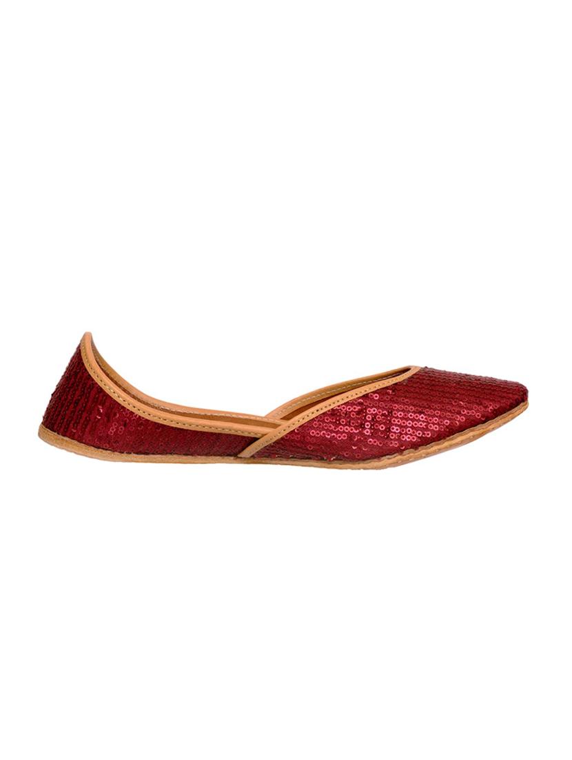 maroon slip on jutis - 15897329 - Zoom Image - 2