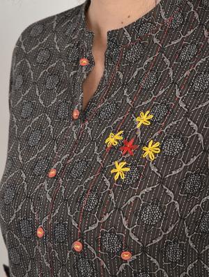 Kaantha straight kurta - 15897405 - Standard Image - 5