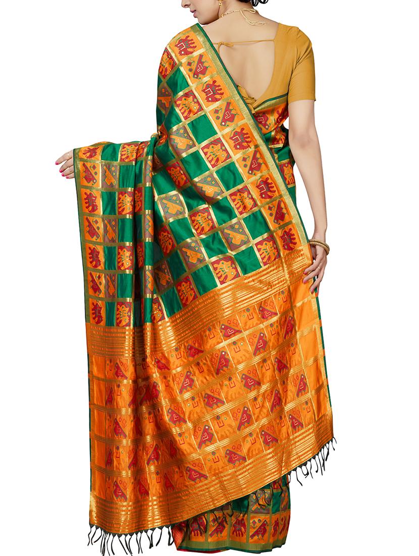 checkered zari motif patola saree with blouse - 15898590 - Zoom Image - 2