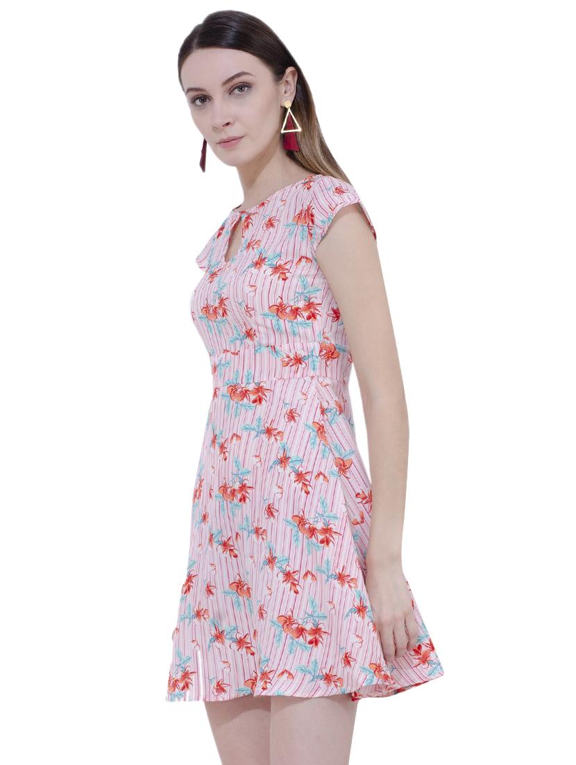 Floral key hole front flared dress - 15902028 - Zoom Image - 2