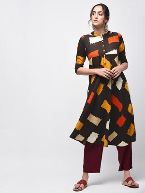 geometric printed flared kurta - 15902132 - Standard Image - 2
