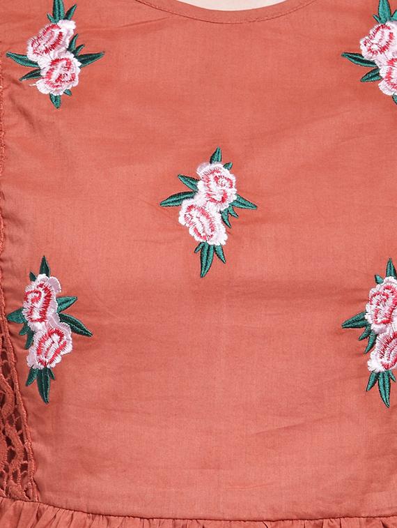 lace detail embroidered top - 15919099 - Zoom Image - 5