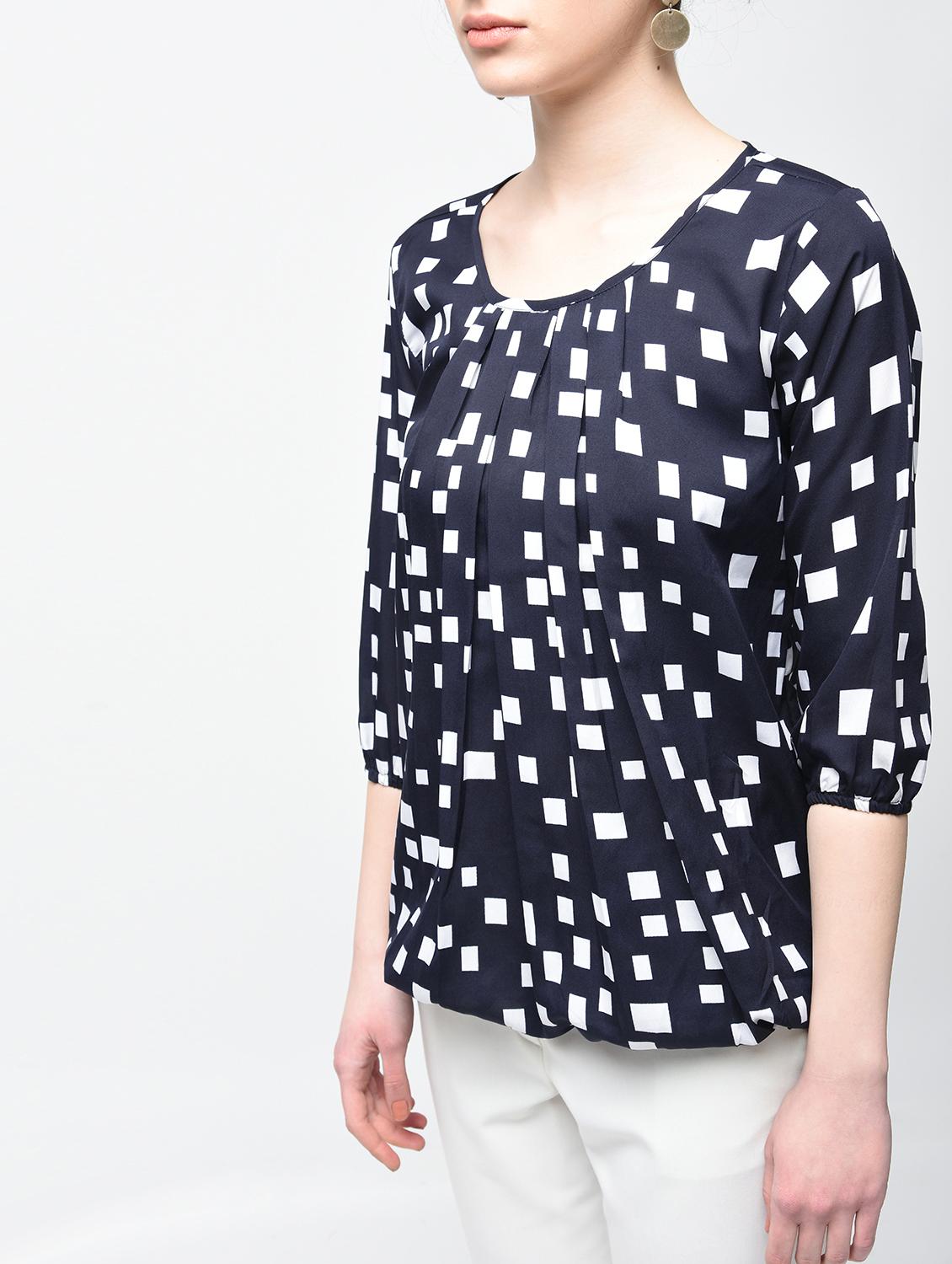 pleated neck geometric blouson top - 15936508 - Zoom Image - 5