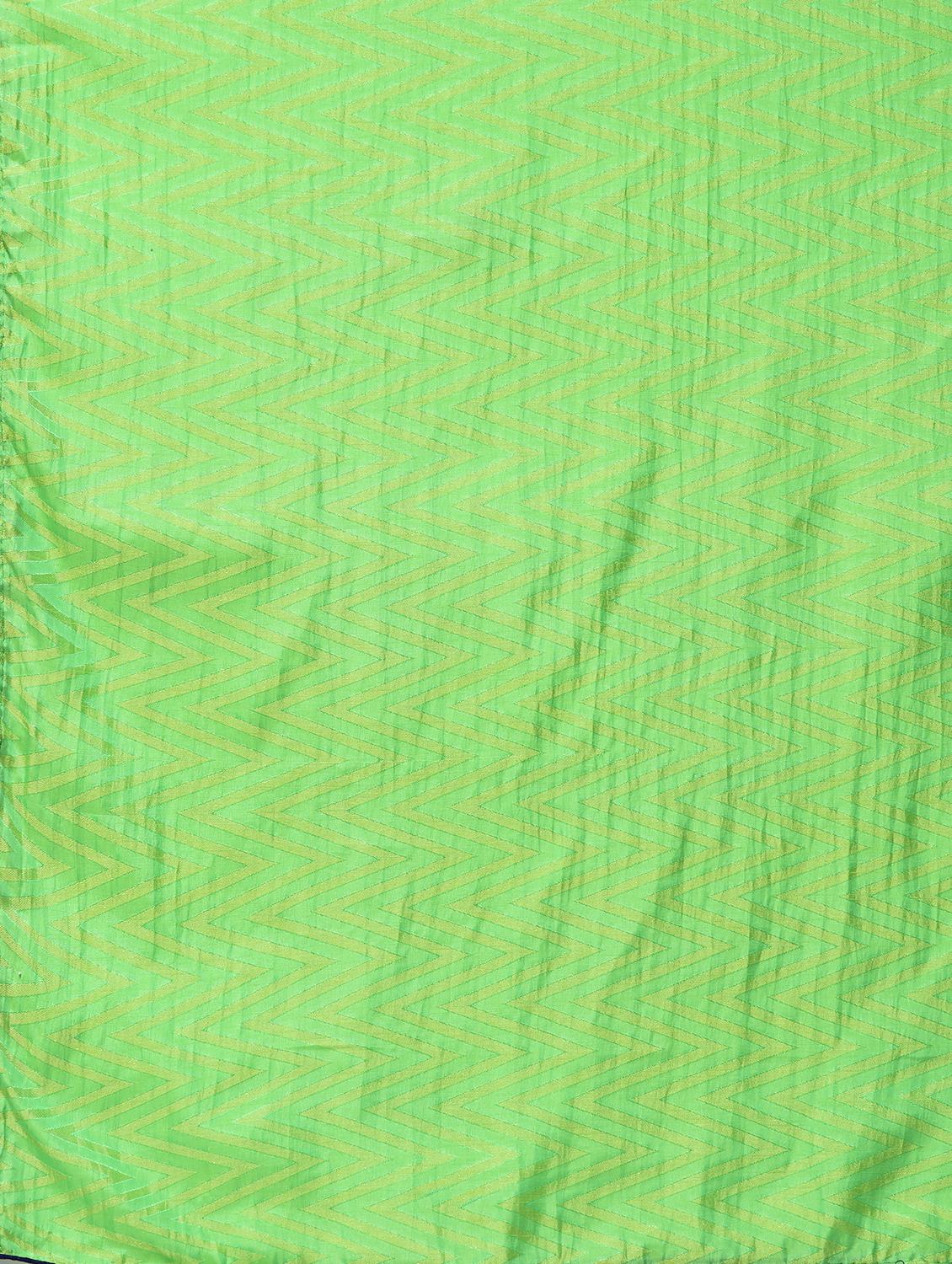 chevron motif green woven saree with blouse - 15940836 - Zoom Image - 5