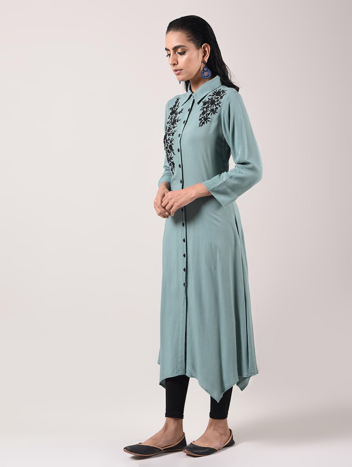 Asymmetric embroidered kurta - 15943727 - Zoom Image - 2