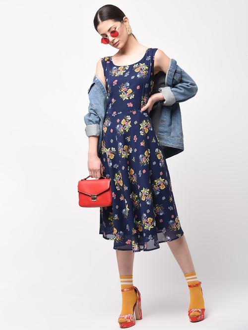 sleeveless floral flared dress - 15946334 - Standard Image - 1