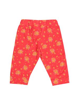 red cotton three fourths - 15961874 - Standard Image - 2