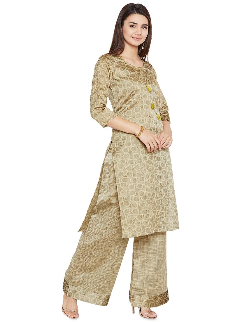 gota patti self-design kurta with palazzo set - 15967121 - Zoom Image - 2