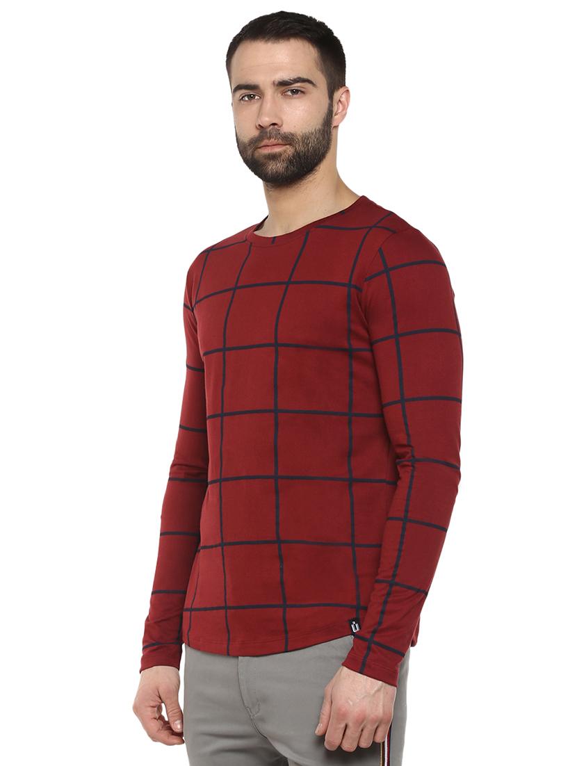 maroon checkered t-shirt - 15977279 - Zoom Image - 2