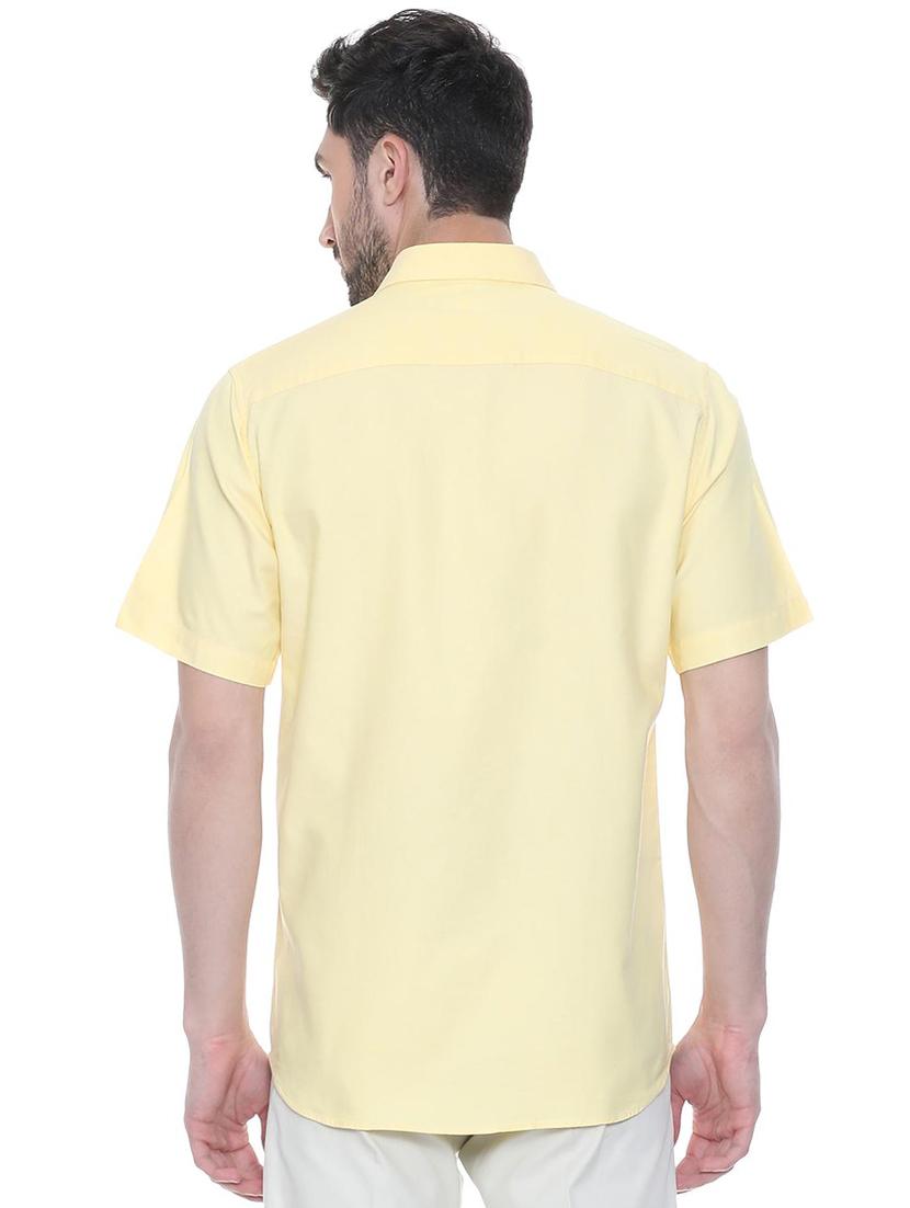 yellow solid casual shirt - 15981965 - Zoom Image - 2