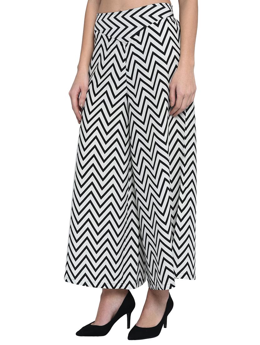 high rise chevron flared palazzo - 15997919 - Zoom Image - 2