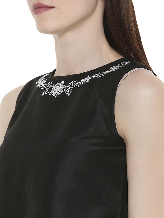 solid embroidered blouse - 16004421 - Zoom Image - 5