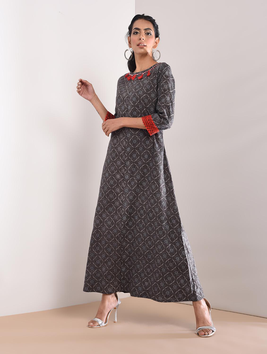 kaantha emroidered kurta with jacket - 16011116 - Zoom Image - 2