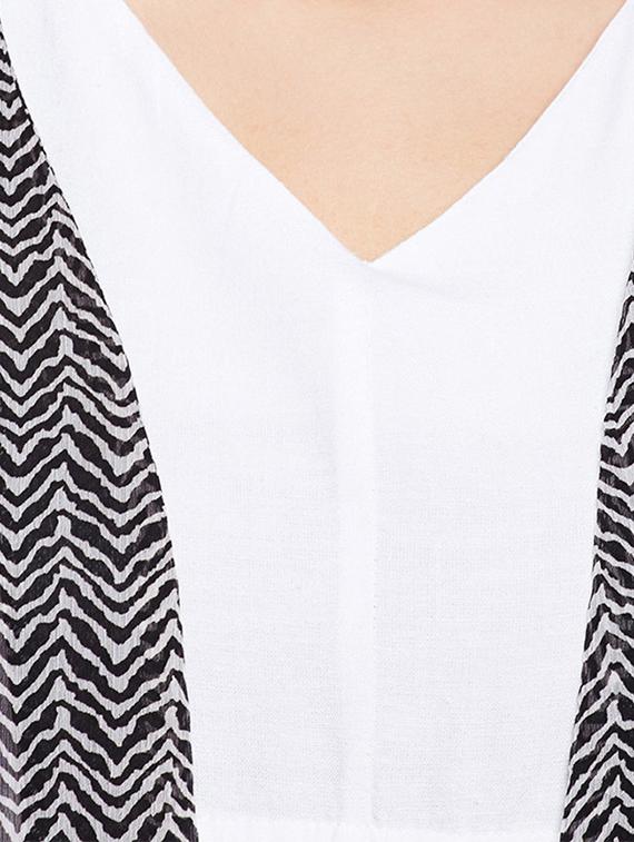 bell sleeved chevron sheer shrug - 16011999 - Zoom Image - 5