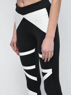 contrast paneled high rise jegging - 16012401 - Standard Image - 5
