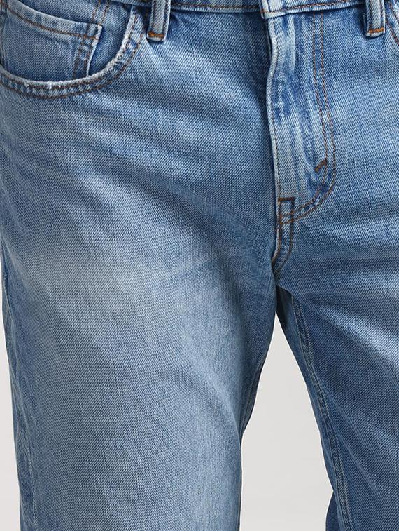 blue light washed jeans - 16027812 - Zoom Image - 5