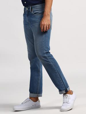 blue light washed jeans - 16028010 - Standard Image - 2