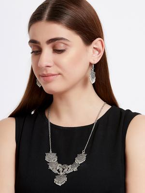 silver metal long necklace - 16040838 - Standard Image - 5