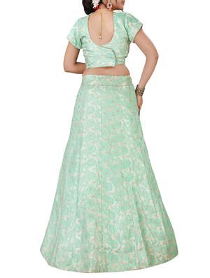 self-design a-line lehenga with contrast dupatta - 16063332 - Standard Image - 2