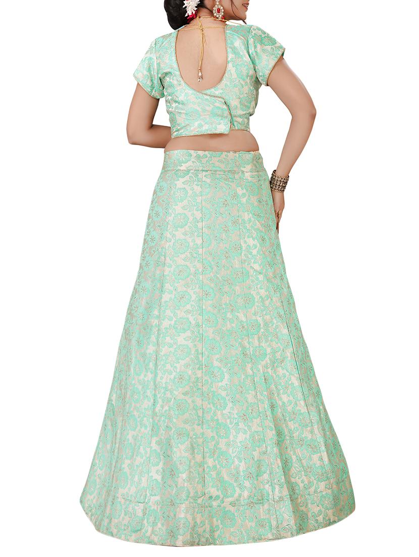 self-design a-line lehenga with contrast dupatta - 16063332 - Zoom Image - 2