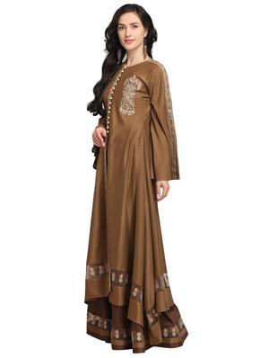 embroidered flared kurta - 16065511 - Standard Image - 2