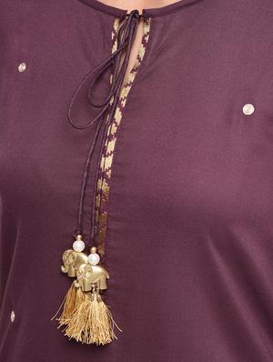 purple solid straight kurta - 16067317 - Standard Image - 5