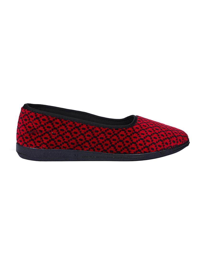 red slip on casual shoes - 16096248 - Zoom Image - 2