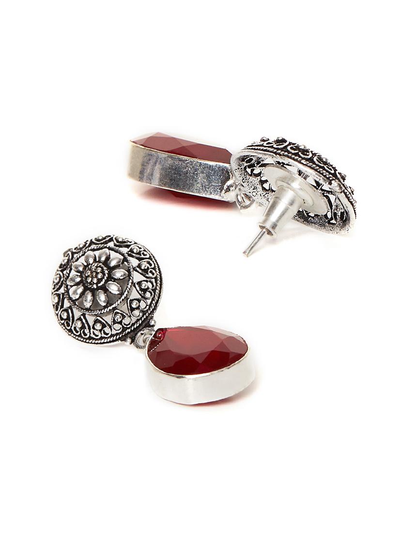 red metal drop earring - 16100868 - Zoom Image - 2